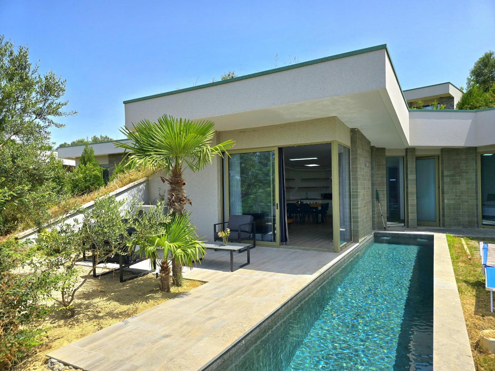 Sea View With Pool